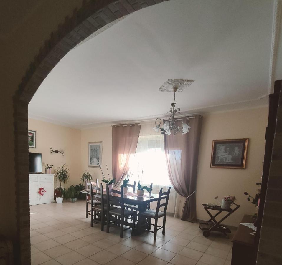 Corchiano Ros' S House酒店 外观 照片